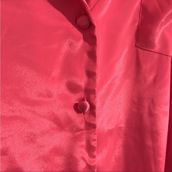 Victoria’s Secret sleep shirt - Picture 3 of 4